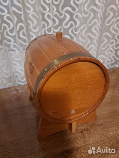 Бочонок деревянный декоративныц