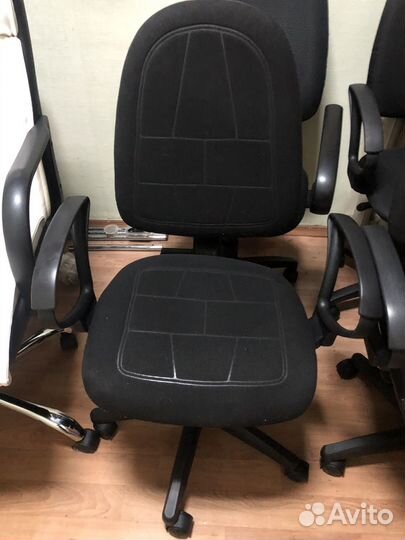 Компьютерное кресло руководителя б/у