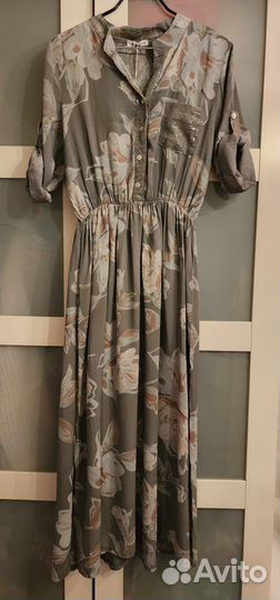 Новое Платье р.46-52 Италия Серый кар/пай
