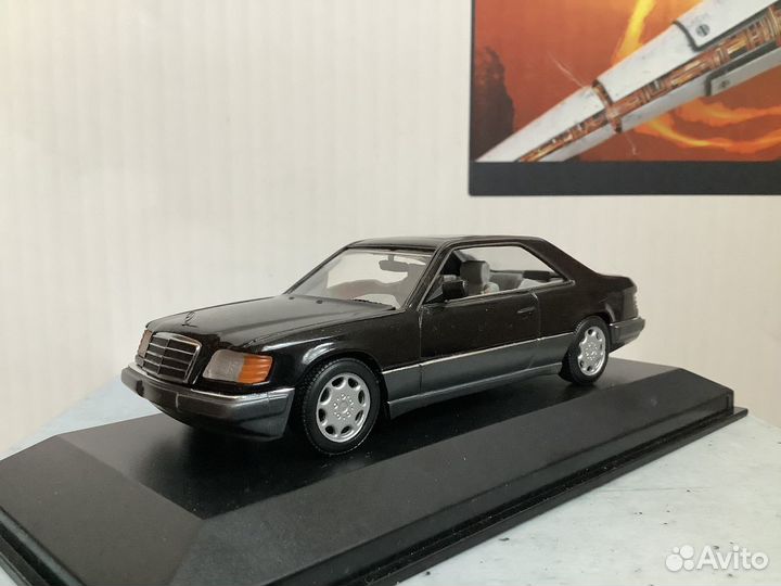 Mercedes Benz E 320 CE W124 1:43 Minichamps