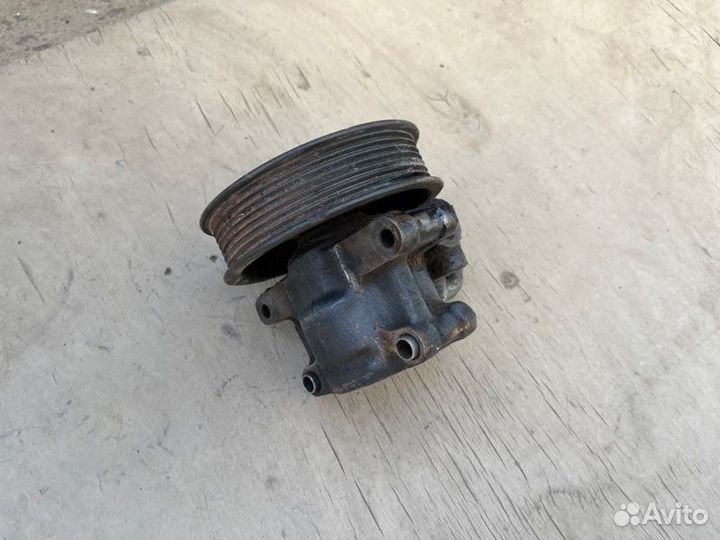 Насос гидроусилителя руля Ford Transit 2.4