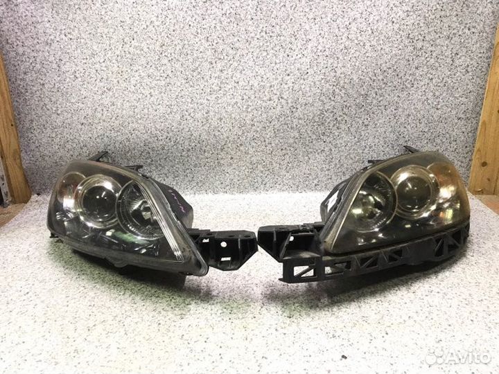 Фара Mazda 3 BK 2005