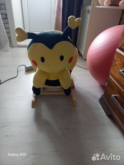 Пчела качалка