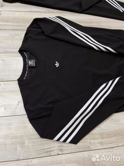 Спортивные костюмы Adidas