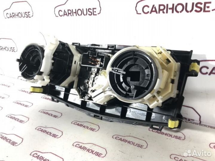 Блок управления климат-контролем Toyota Corolla