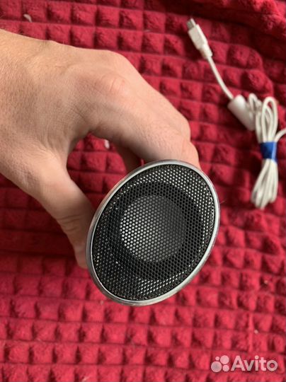 Музыкальная колонка