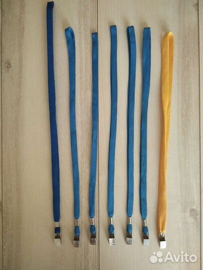 Ленты с клипсой для бейджа