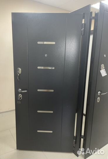 Дверь входная