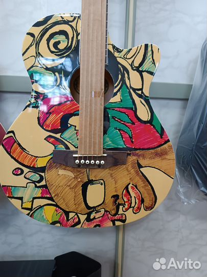 Гитара Elitaro