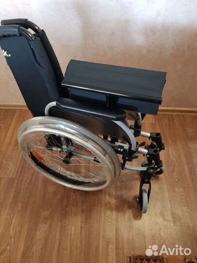 Инвалидная кресло-каляска ottobock