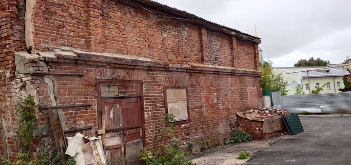 Здание, 400 м²