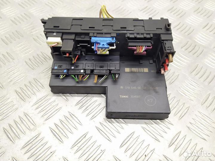 Блок предохранителей Mercedes-Benz E-Класс