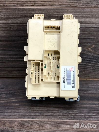 Блок предохранителей Kia Rio 3 1.4 2012