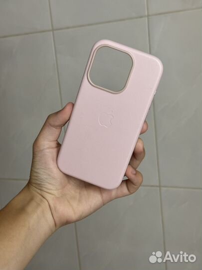 iPhone 15 pro leather case rose