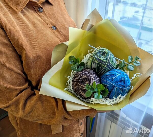 Букет из пряжи