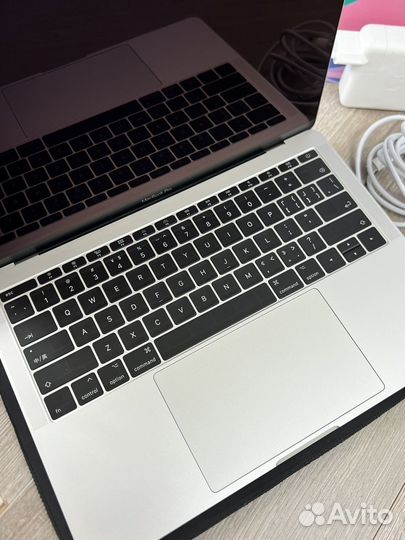 Apple MacBook Pro 13 2017 256gb