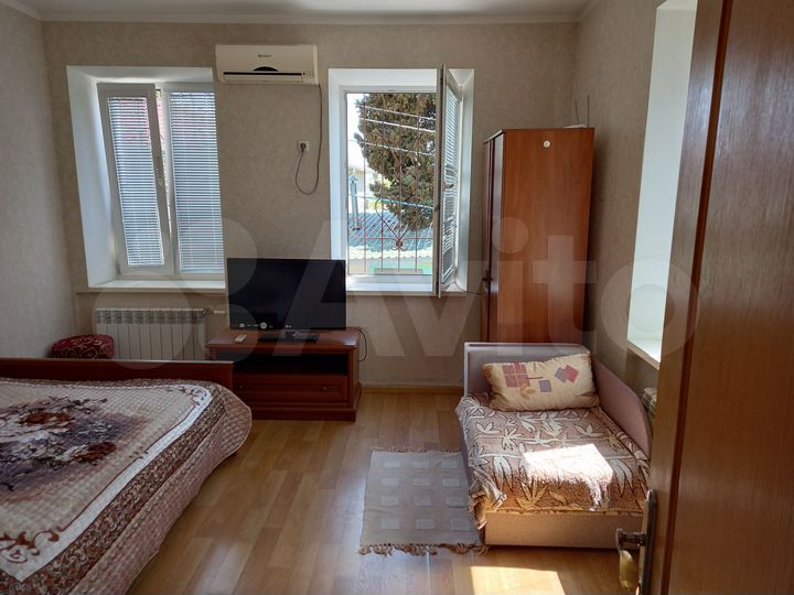 2-к. квартира, 50 м², 1/2 эт.