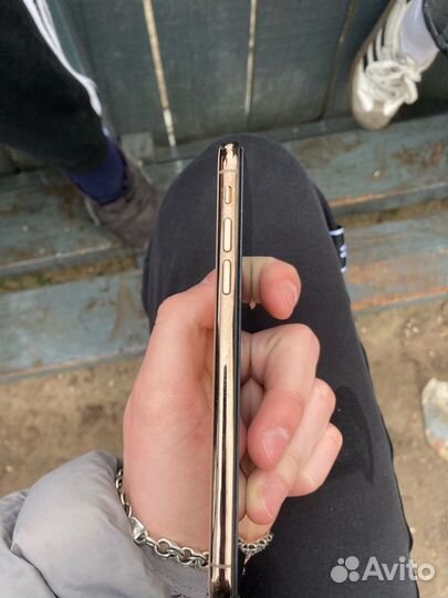 iPhone Xs, 256 ГБ