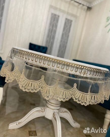 Силиконовая скатерть с кружевом