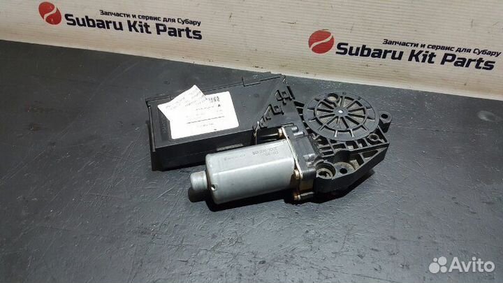 Мотор стеклоподъемника задний правый Porsche