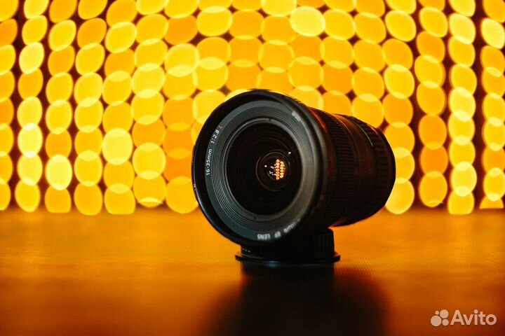 Canon EF 16-35 mm f/2.8 L II USM