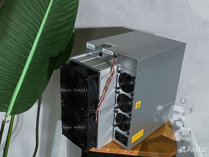 Antminer S19