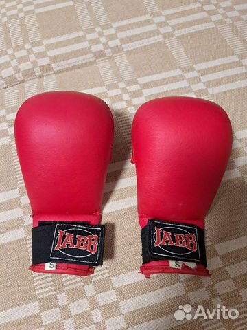 Перчатки для единоборств (карате)