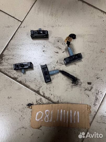 Антенна (Land Rover Range Rover Velar)