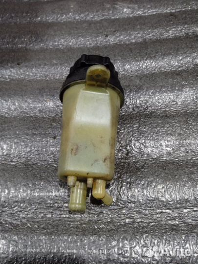 Бачок гидроусилителя Ford Focus DB hwda