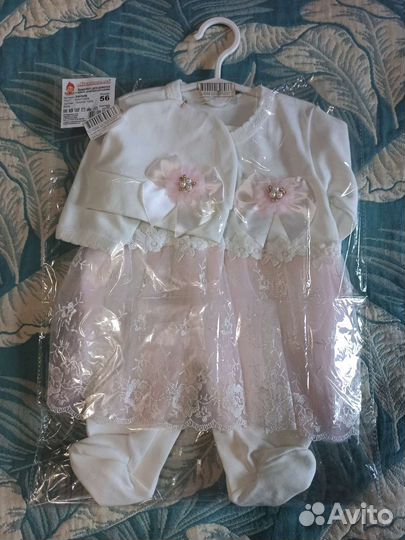 Новый комплект на выписку для девочки