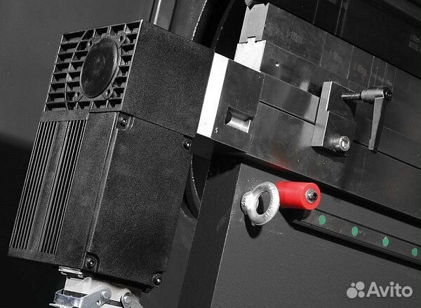 Листогибочный-гидравл. пресс с чпу HBC 90/2500