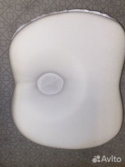 Подушка анатомическая и бандаж шейный детские