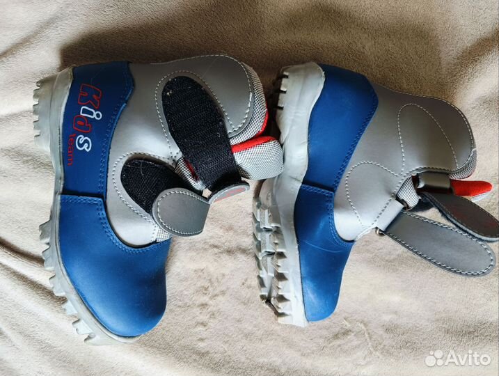 Лыжные ботинки детские NNN размер 30