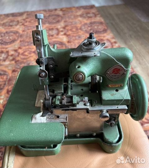 Оверлок 3-х ниточный GN1-2