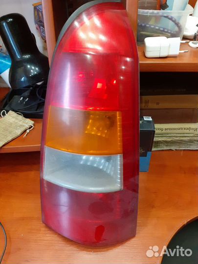 Opel Astra фара задняя