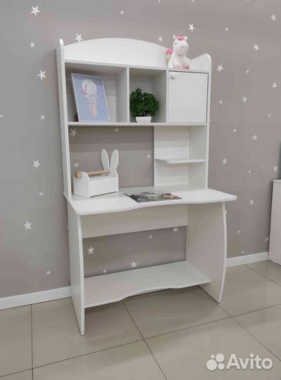 Стол письменный