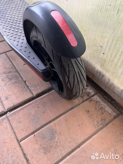 Электросамокат Ninebot by segway kickscooter es1