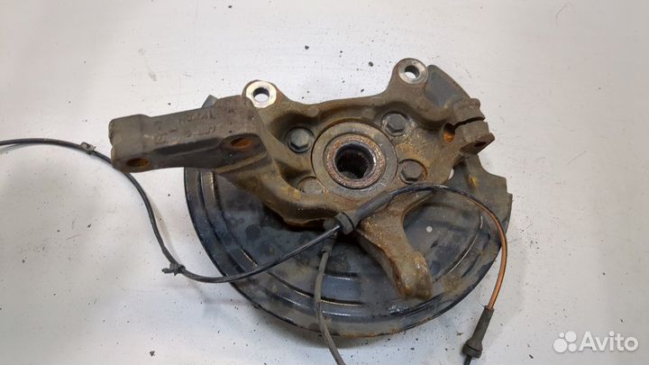 Ступица (кулак, цапфа) левая передняя Nissan Leaf 2017, 2020