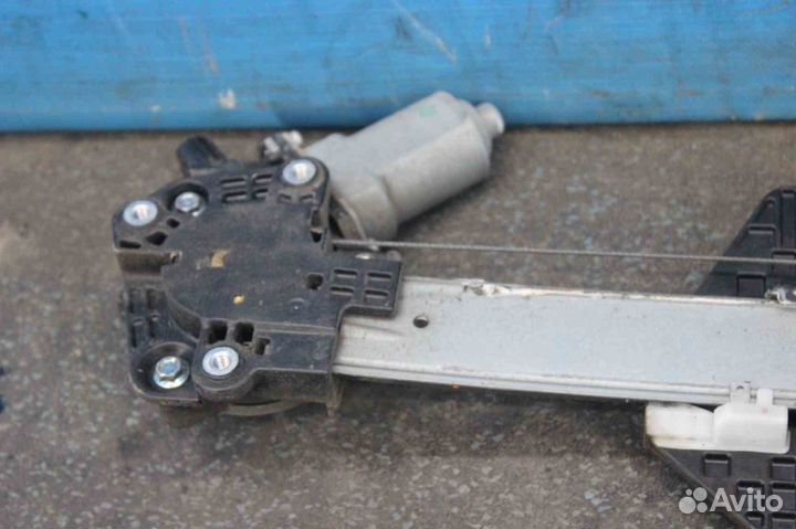 Стеклоподъемник Honda CR-V (Хонда ср-В) RE3 72210s