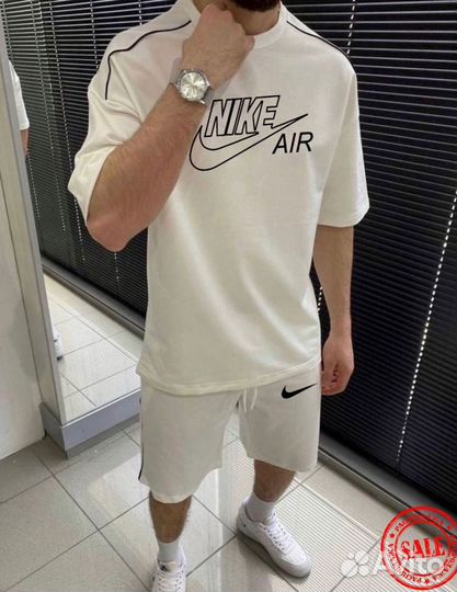 Спортивный костюм nike (футболка+шорты)