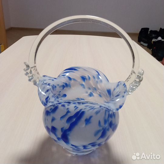 Ваза-корзинка цвет. стекло СССР и графин-мерзавчик