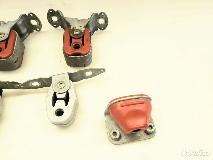 Подушка глушителя Audi Q7 4L