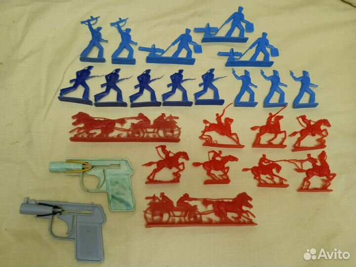 Игрушки СССР Пистолеты Матросы Конница