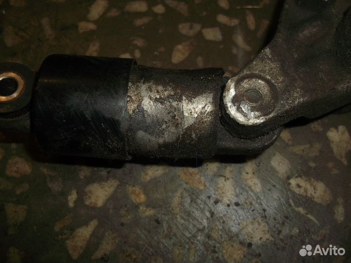 Ролик-натяжитель