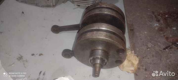 Коленвал на яву