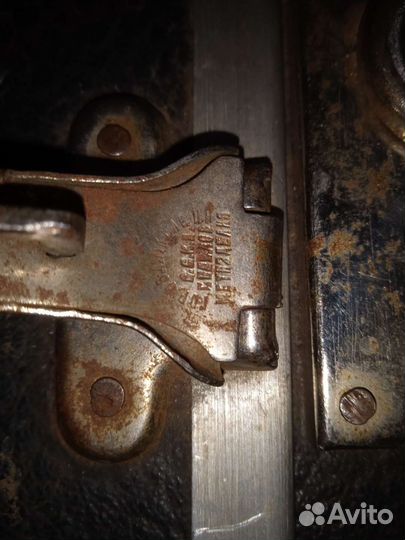 Чемоданы старые