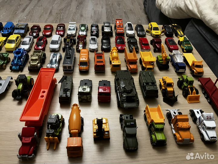 Hot wheels набор машинок