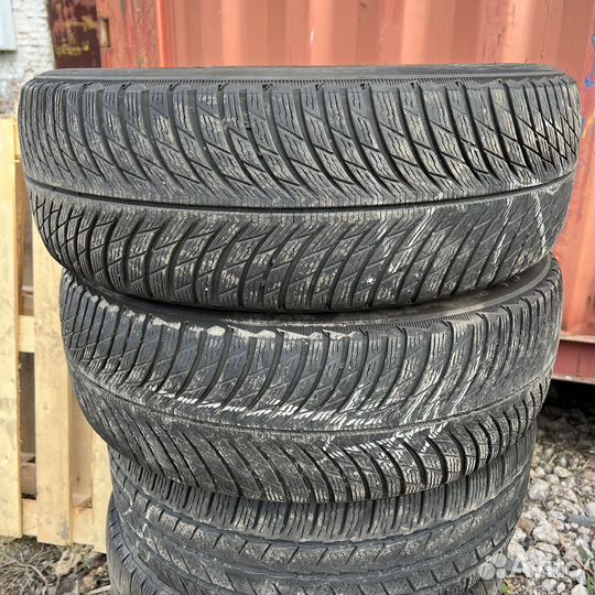 Michelin Pilot Alpin 5 235/65 R17