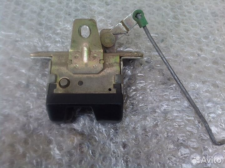 Опель астра g хечбек-замок крышки багажника