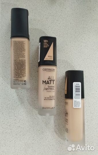 Тональный крем Catrice